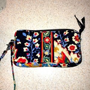 Vera Bradley Wristlet Versailles